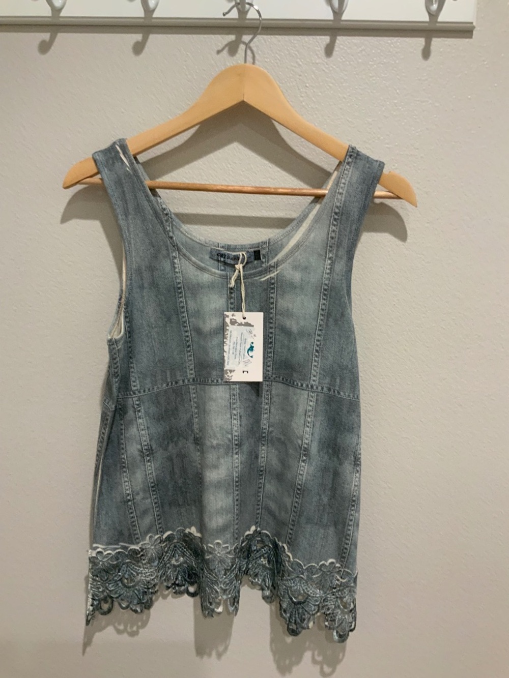 Boutique Origami Tank Top NWT